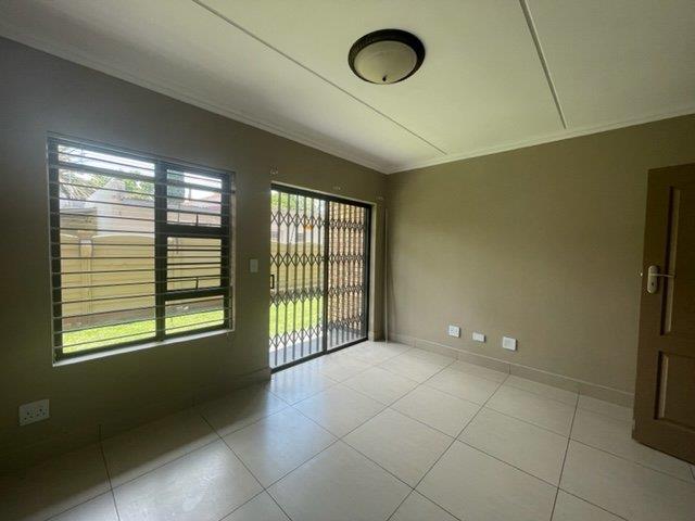 3 Bedroom Property for Sale in Die Bult Western Cape